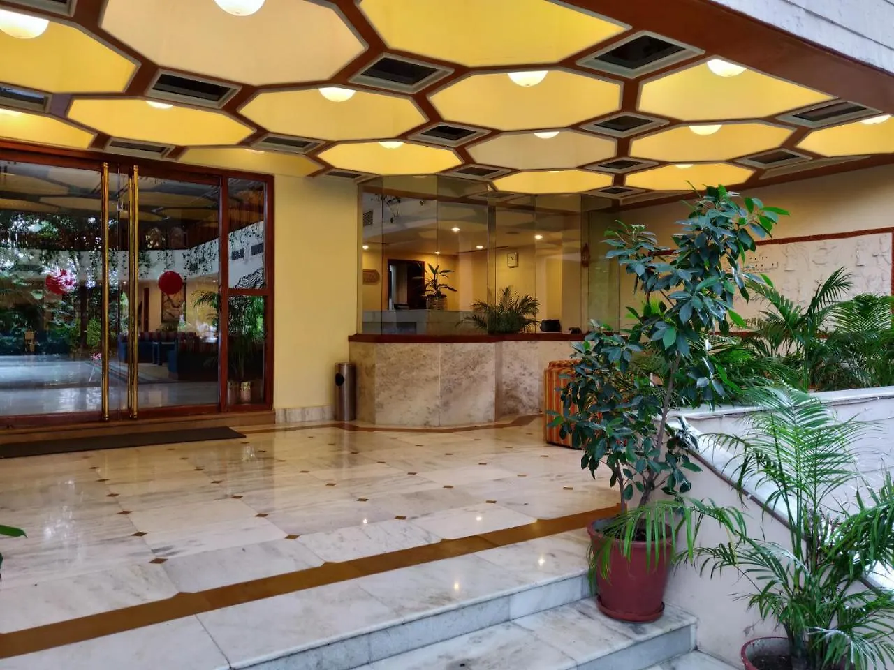 ****  Rajdarshan - A Lake View Hotel In Udaipur India